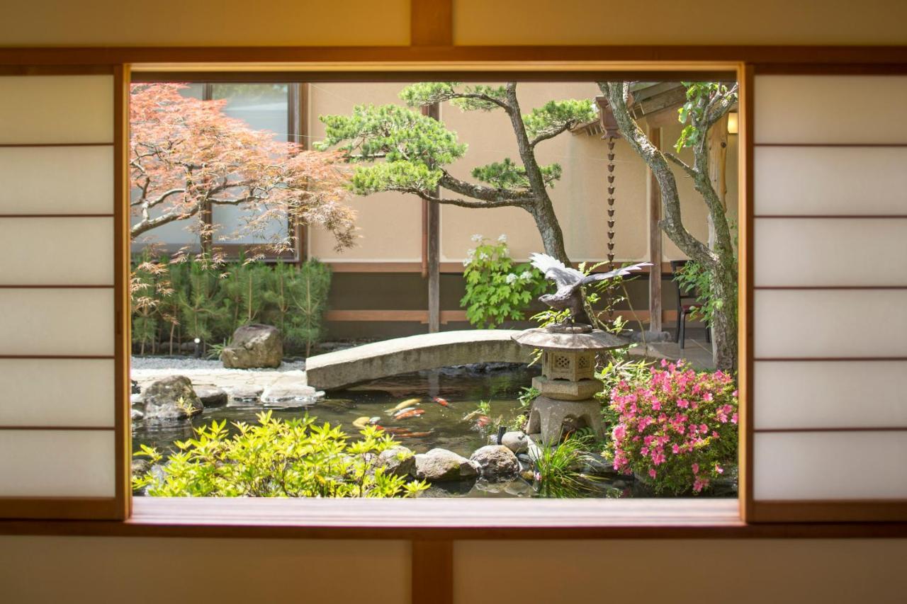 Yugawara Fuga Hotel Bagian luar foto