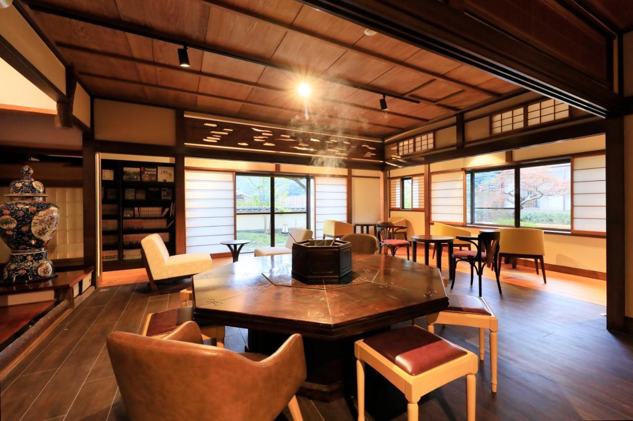 Yugawara Fuga Hotel Bagian luar foto