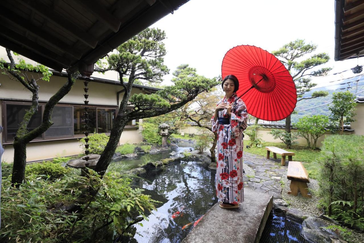 Yugawara Fuga Hotel Bagian luar foto